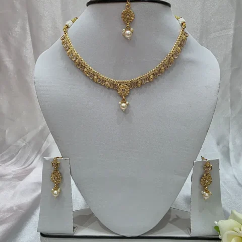 Gold Toned Polki Style Necklace Set