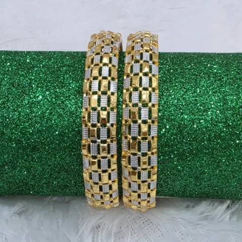 Exquisite Dual-Tone Diamond-Cut Bangles (Set of 2)